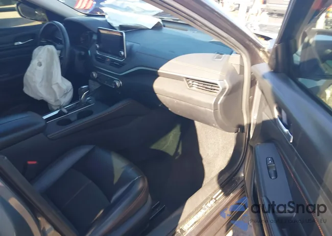 1N4BL4CV3KN328149: 43687586