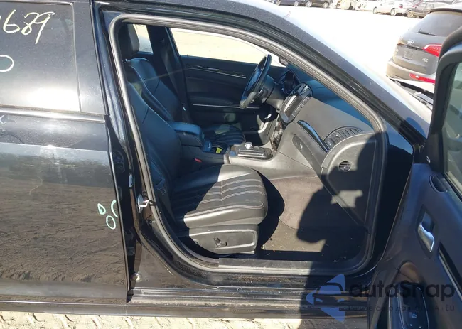 2C3CCAGG8JH292298: 43687689