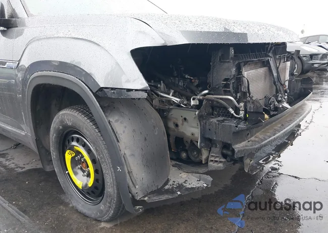 1V2FR2CA7JC579082: 43686821