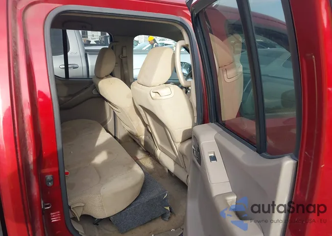 1N6AD0ER6EN711063: 43686889