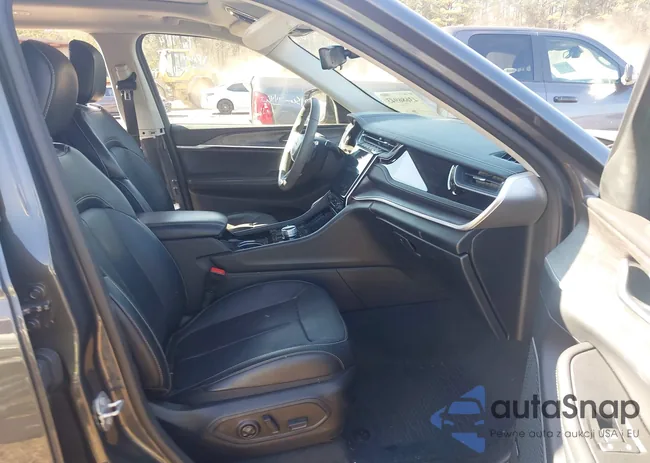 1C4RJYB6XNA757419: 43686943