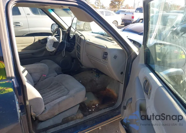 1GCCS19W628153569: 43687057