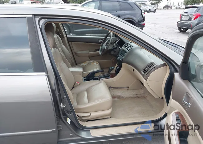 1HGCM56877A085808: 43687071