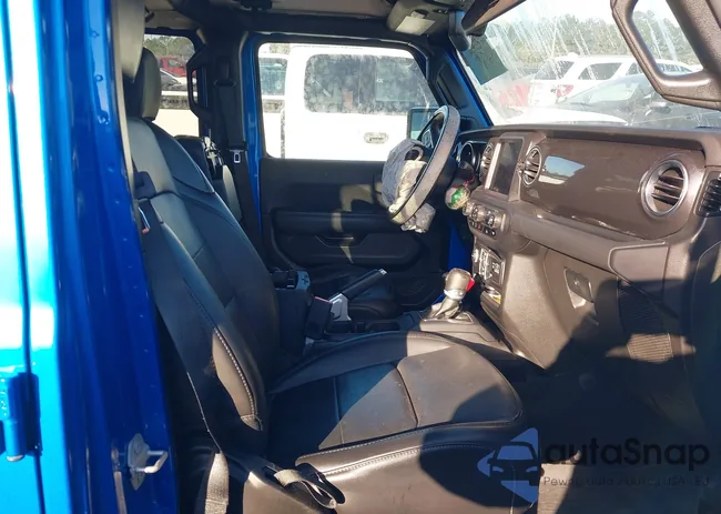 1C4HJXEN5MW670174: 43688284