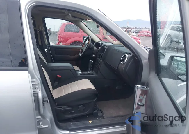 1FMEU7F83AUB16105: 43688290