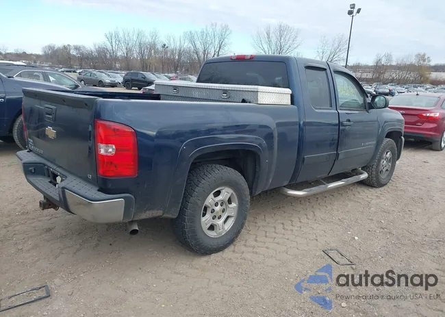 2GCEK19J681283330: 43688407