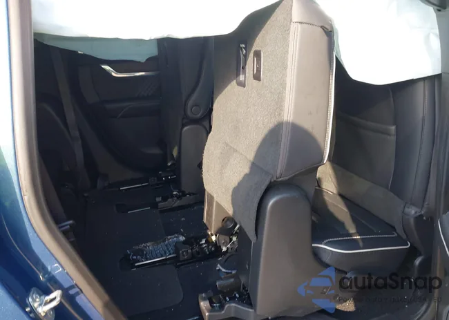 1GKENRRS5SJ131328: 43688464