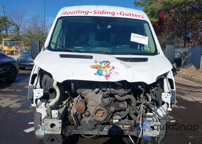 1FTYR1CM6JKA10924: 43687951