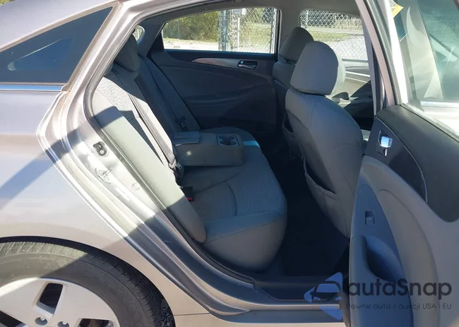 KMHEC4A49BA000920: 43688067