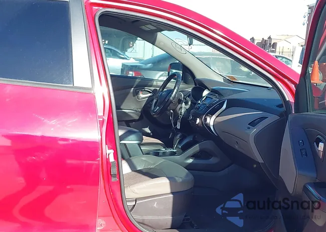 KM8JUCAC4DU738882: 43688100