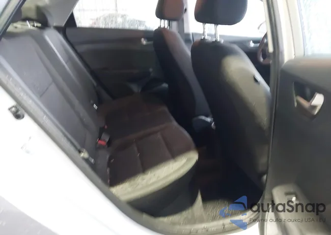 3KPC24A61LE122413: 43689272