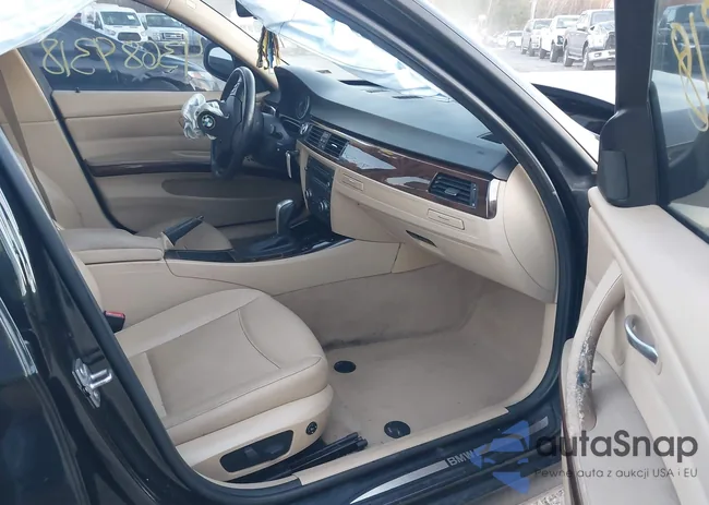 WBAPK5C55BF124260: 43689318