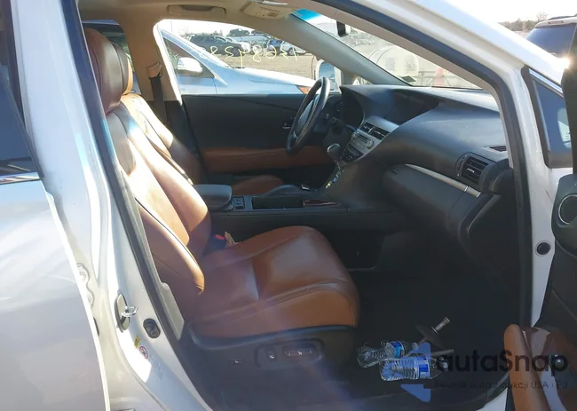 2T2BC1BA3FC008258: 43689385