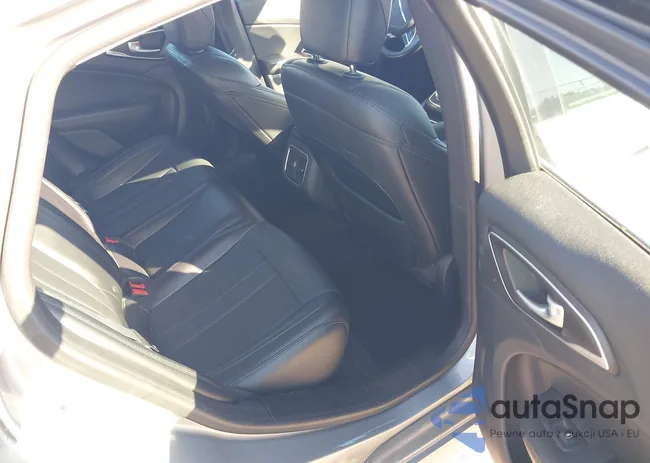 1C3CCCEG1FN686982: 43689554