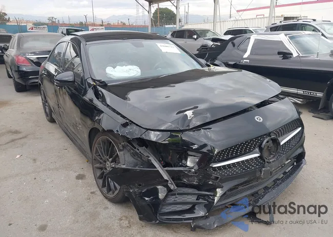 W1K3G4EB7MJ272660: 43688713