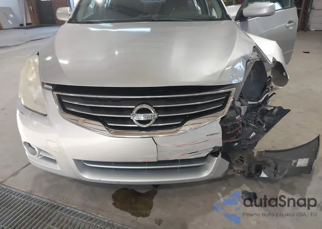 1N4AL2AP6AN499142: 43688803