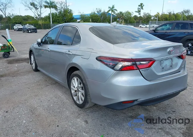 4T1C11AK1NU668272: 43688963