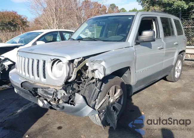 1C4NJRFB9CD612467: 43689091