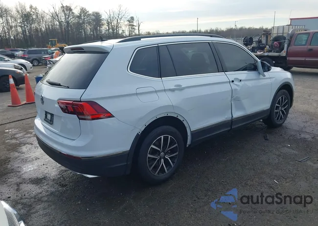 3VV3B7AX6MM095759: 43690132