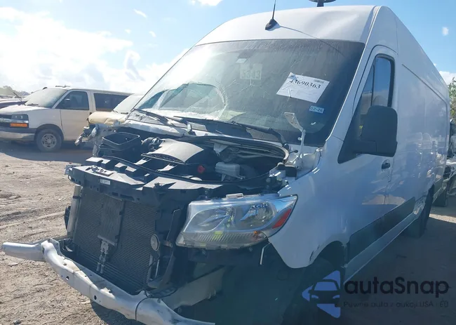 WD4PF1CD7KP155436: 43690363