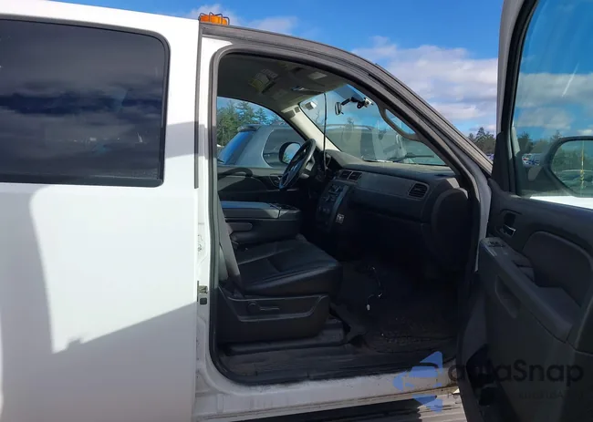 1GNSK4E08CR251942: 43690562