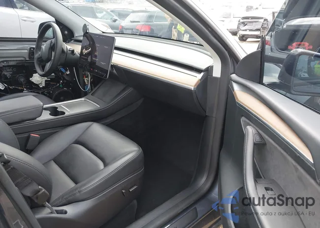 7SAYGDEE0PF867570: 43690602