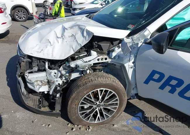 1FMCU9GZ3PUA82430: 43690702