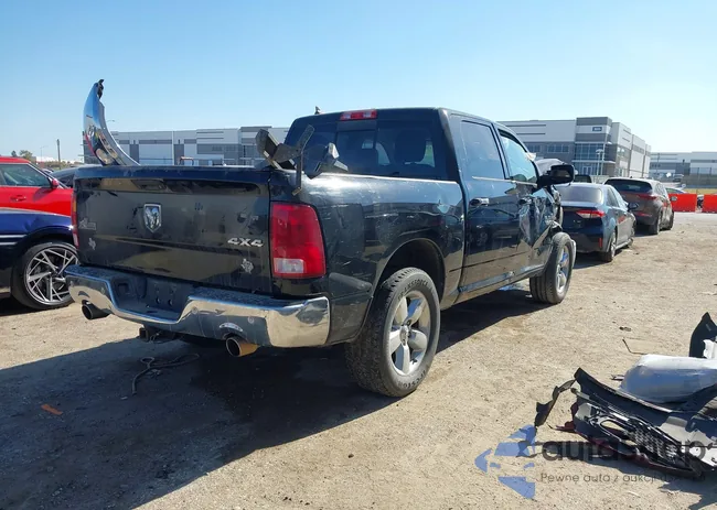 1C6RR7LT9FS589176: 43689760