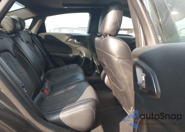 1C3CCCDGXFN615457: 43689851