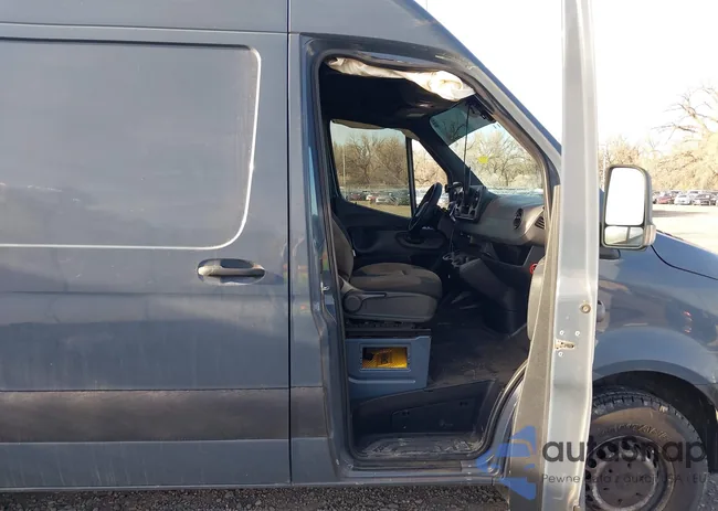 WD4PF0CD8KP031802: 43689868