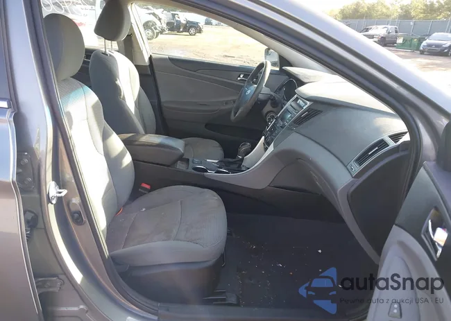 5NPEB4AC0EH897783: 43690057