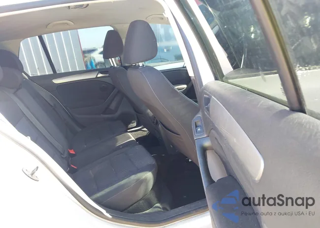 WVWNM7AJ9CW351663: 43691174