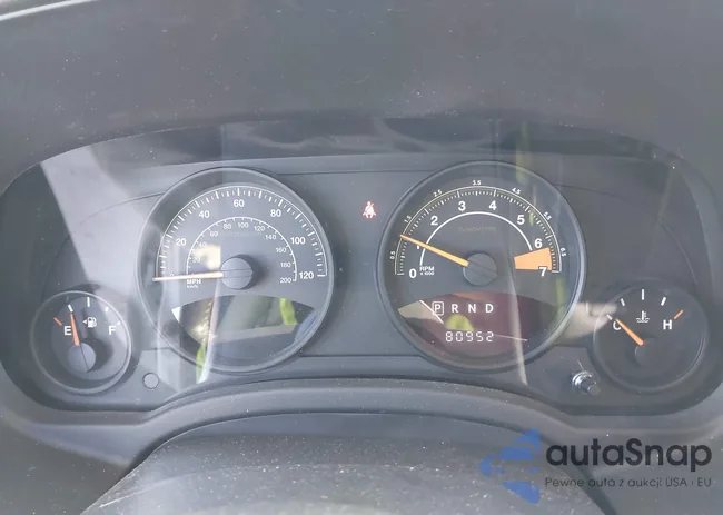 1C4NJCBA6GD590184: 43691237