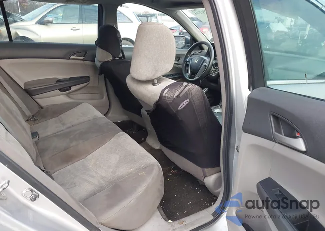 1HGCP2F35AA001664: 43691274