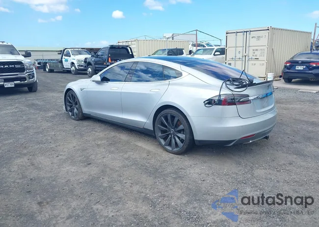 5YJSA1CP8DFP28242: 43691330