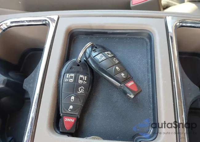 2C4RC1BG5ER277934: 43691404