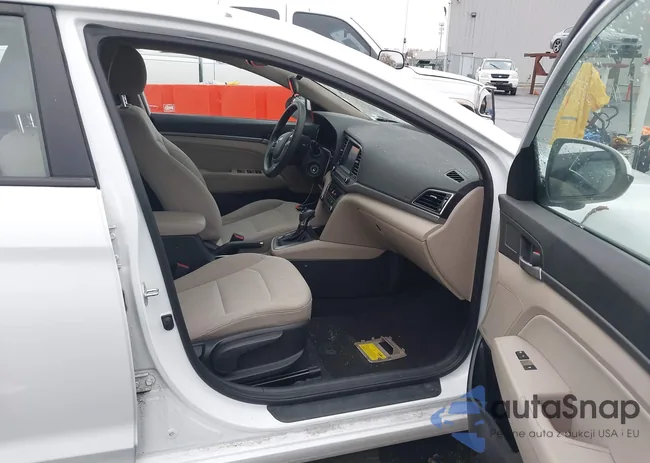 5NPD84LF3HH212438: 43691474