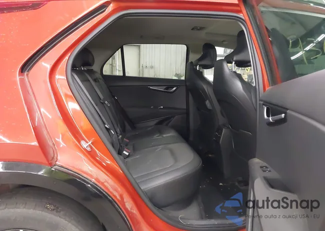 KNDCT3L13P5034957: 43691606