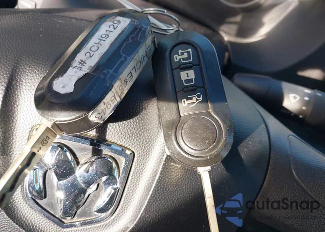 3C6TRVAG0FE512201: 43690751