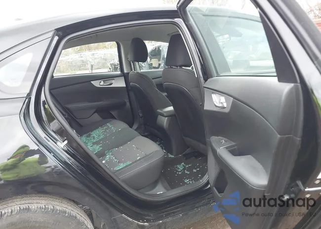 3KPF24AD6RE772407: 43690966