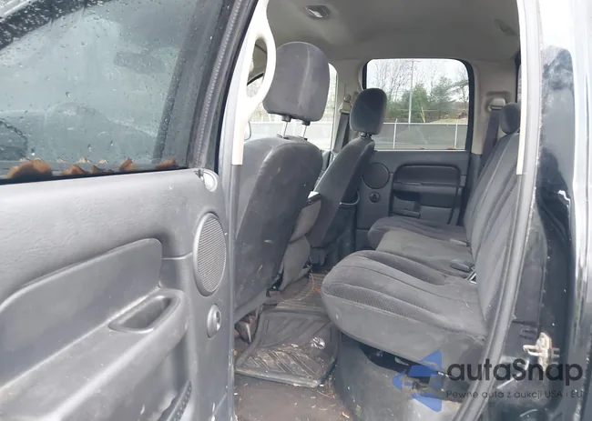 1D7HU18D35S211604: 43690978