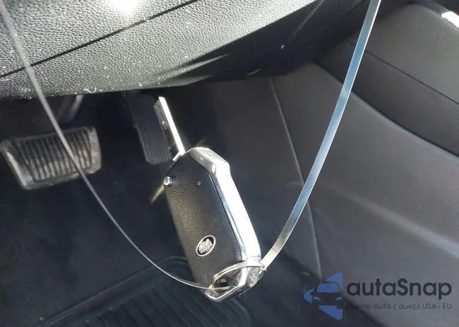 3KPF24AD2ME347548: 43691047