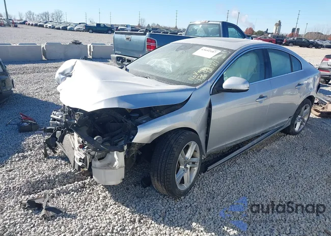 YV126MFD4F1304048: 43692187