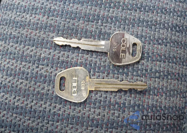 KMHVD32J7NU157375: 43692256