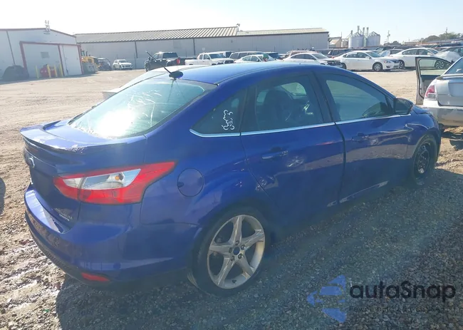 1FADP3J20EL240367: 43692329