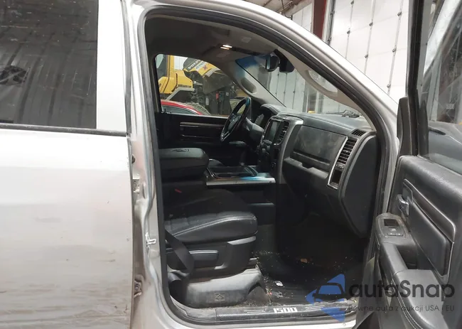 1C6RR7MTXFS774741: 43692336