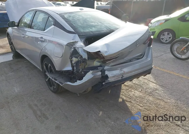 1N4BL4CV5RN392753: 43692434