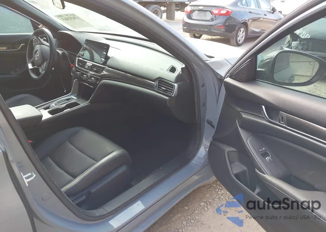 1HGCV2F37MA026544: 43692463