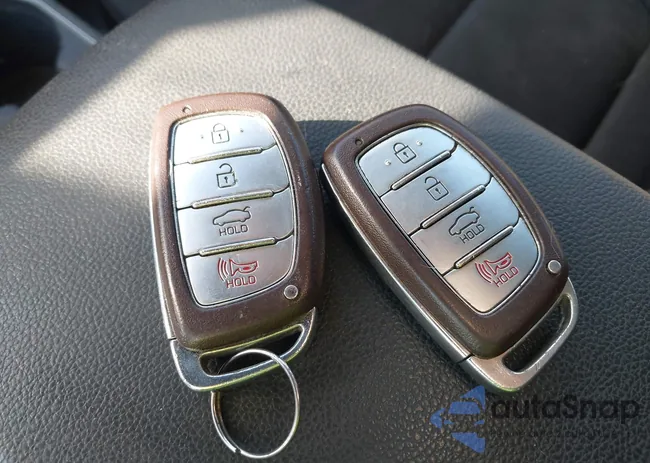 5NPD84LF5JH301059: 43692515