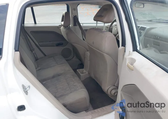 1B3HB28B57D315850: 43692563